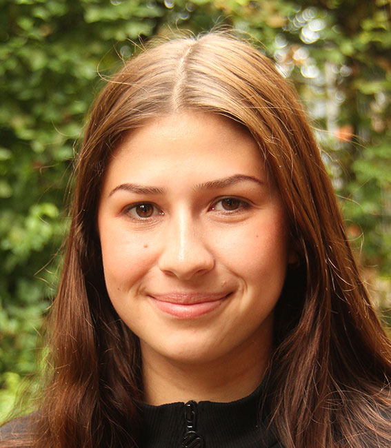 Elena Reuter